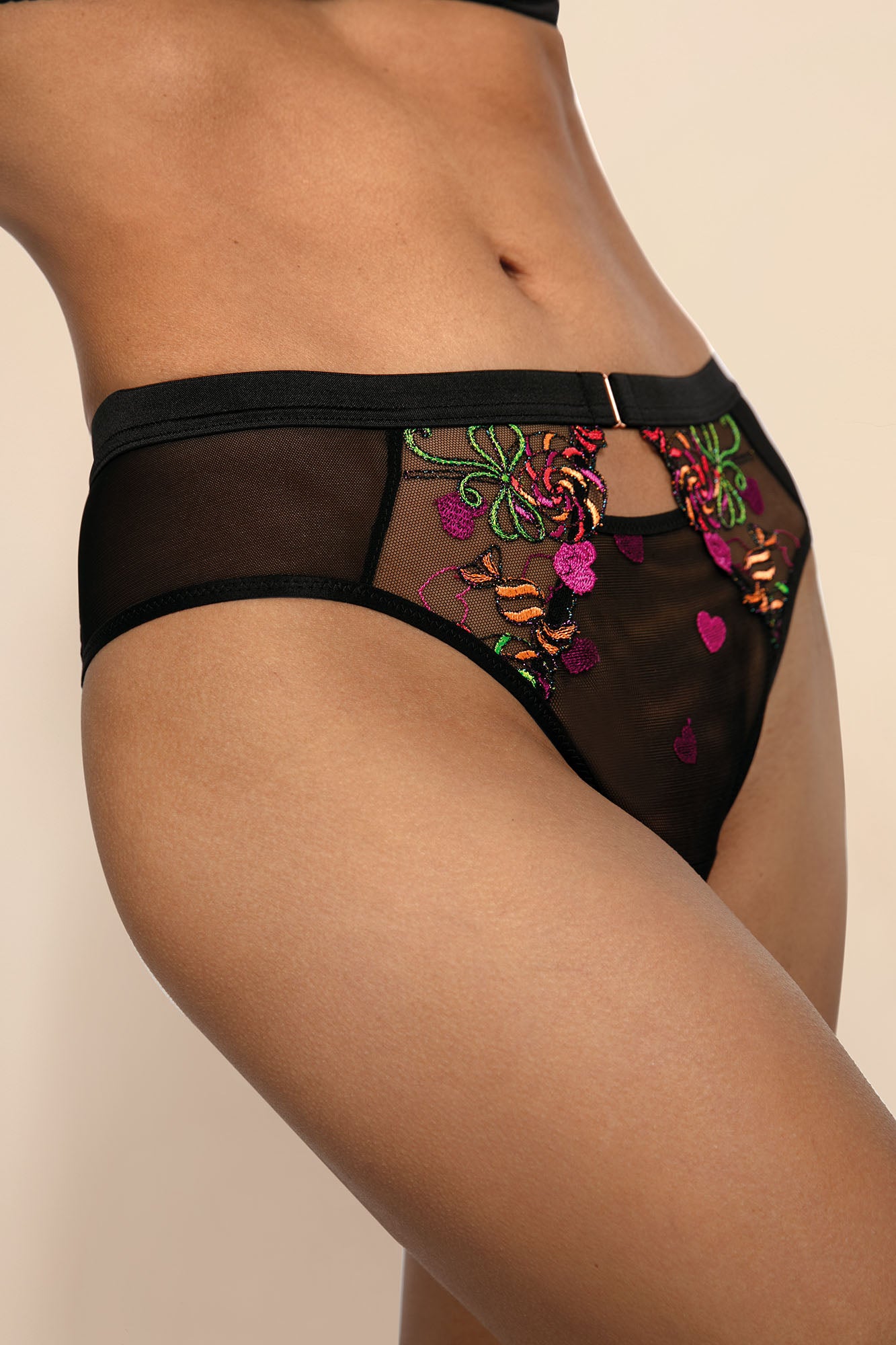 Brazyliany Lola czarny C322